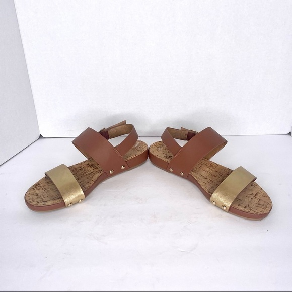 Restricted Gold and Brown Two Strap Open Toe Studded Buckle Sandal Shoes Size 6 - Picture 9 of 12